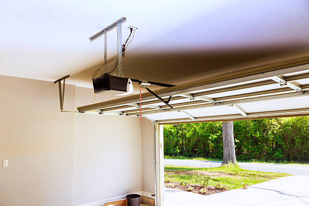 Top rated local Garage Door Panel Replacement specialists in Beebe, AR